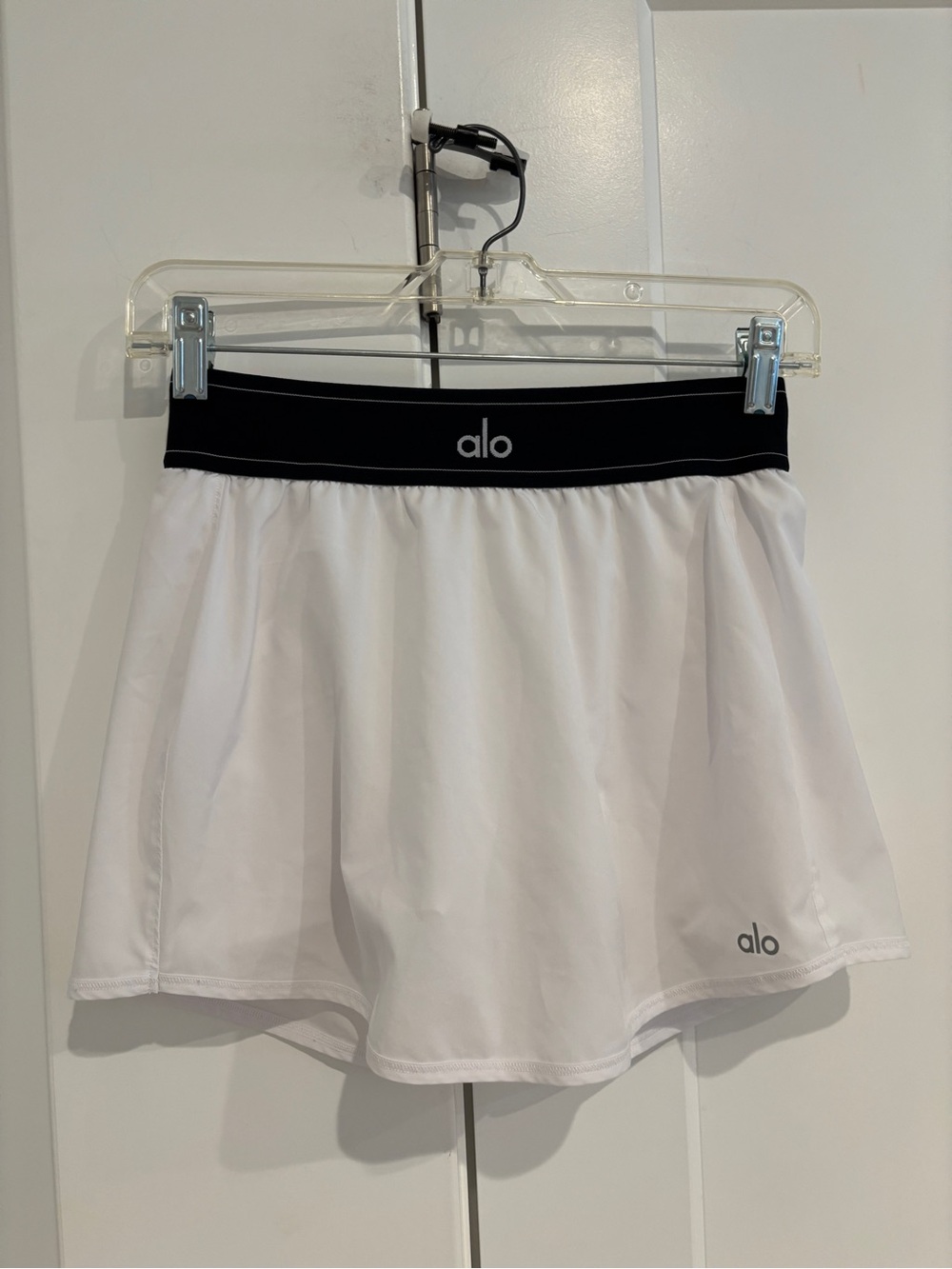 ALO Yoga Match Point White Tennis Skort. Size S - Picture 4 of 9